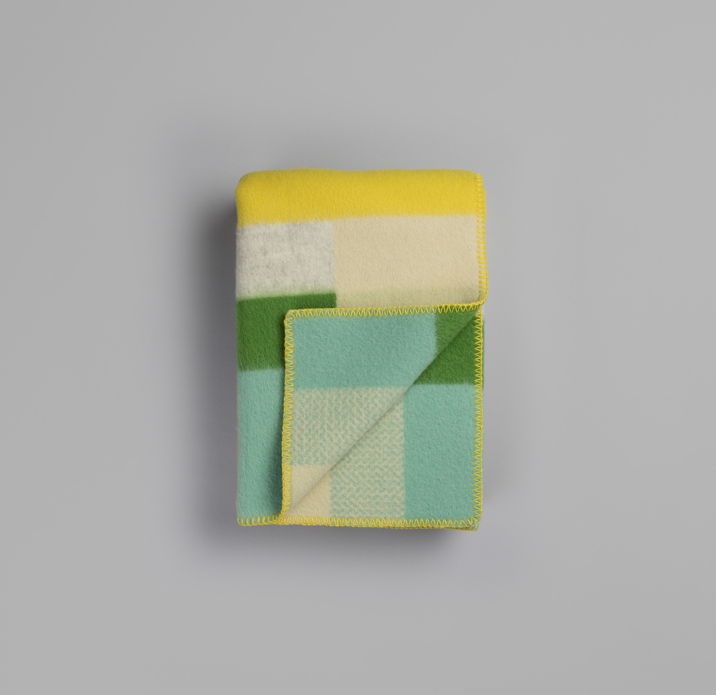 3752 Pastel