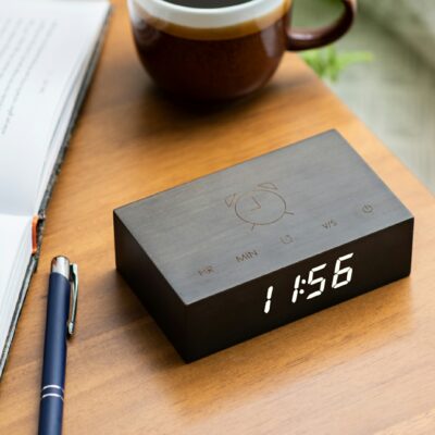 Flip Click Clock Gingko Zwart / wit licht