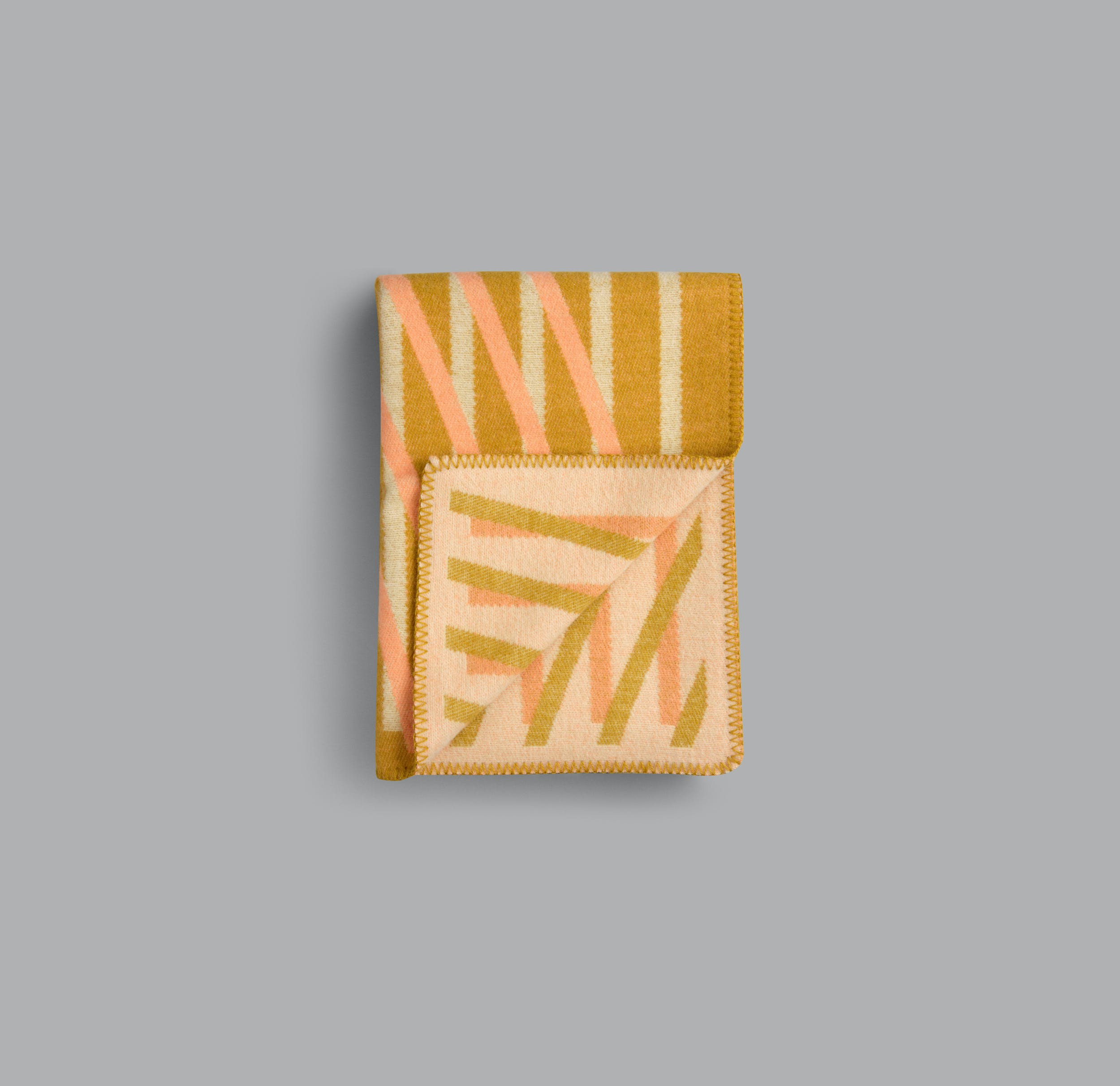 Peach & Pistachio 5151