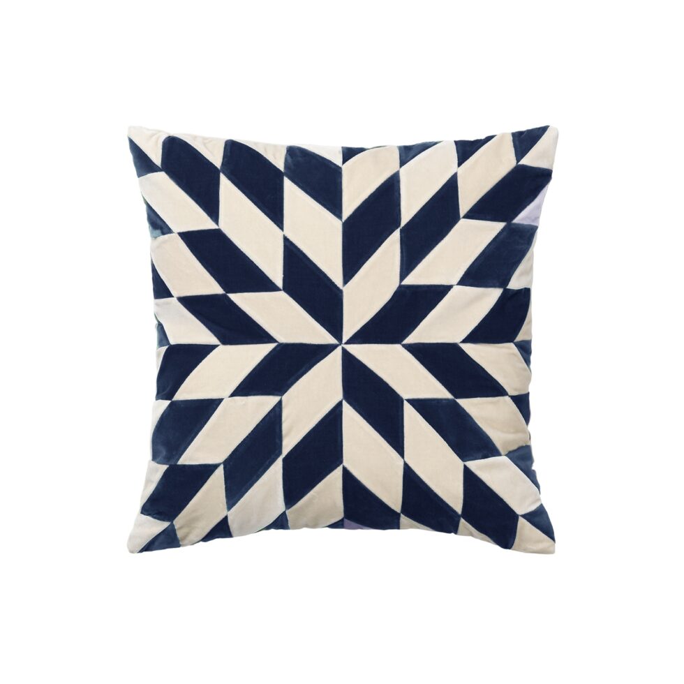 Sierkussen Christina Lundsteen Nova dark blue