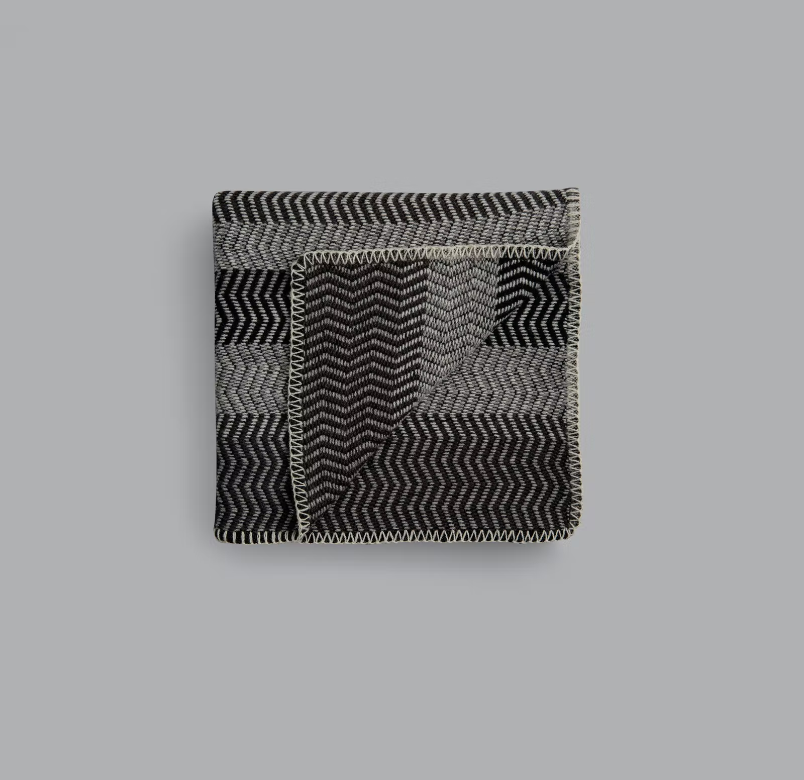 3456 - M - Gray Day