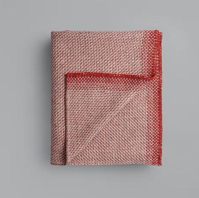 Light Red 3853