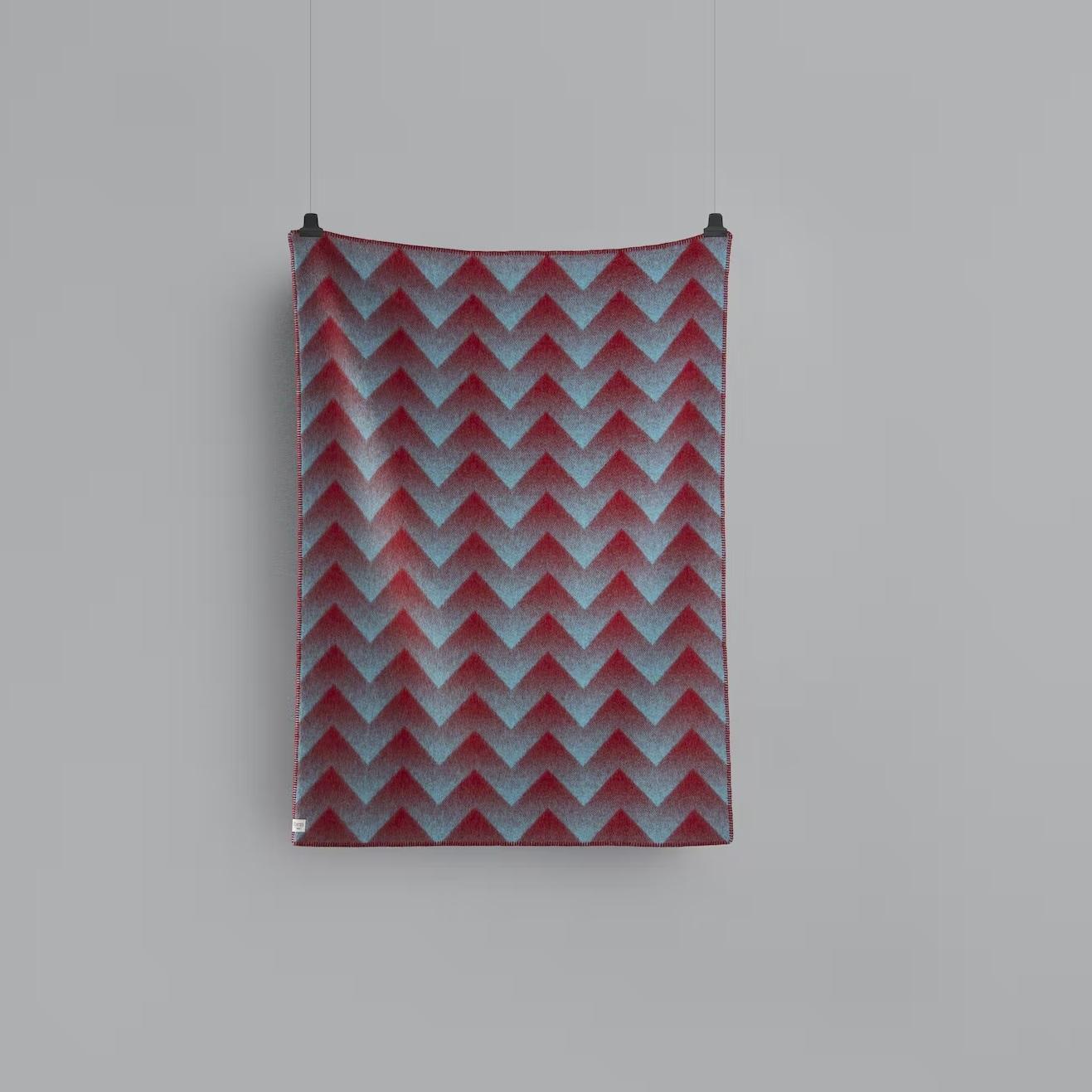 Red blue 1452