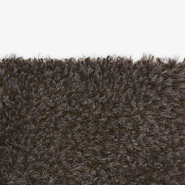 370