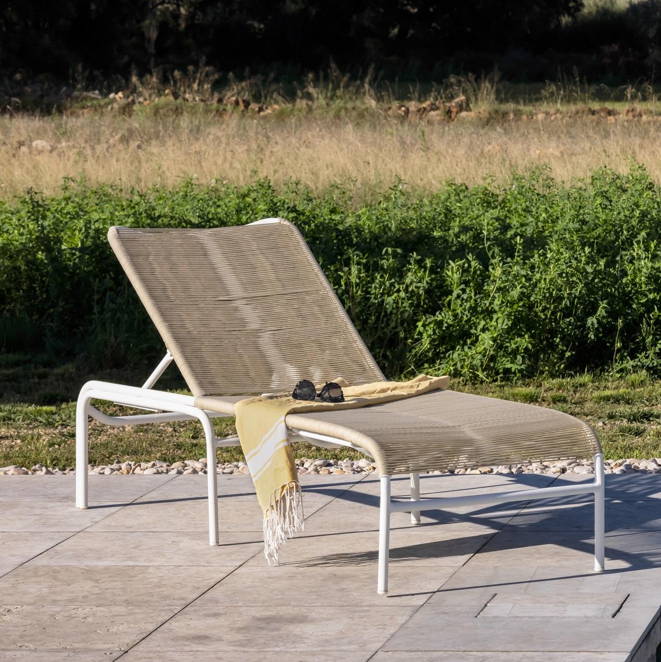 Dune White