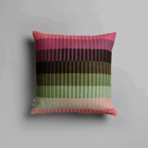 Sierkussen Røros Åsmund Gradient Pink Green