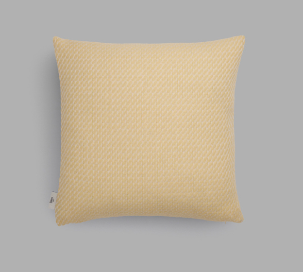 105752 Lemon yellow