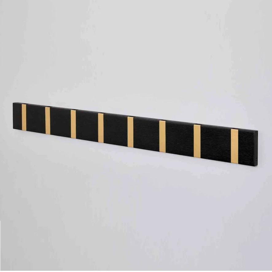 Eiken black stained